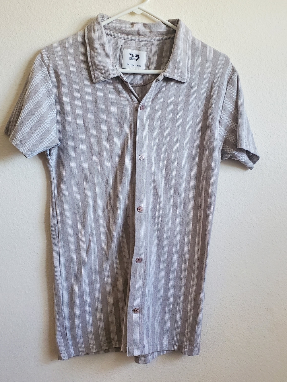 William Rast Men's Casual Short Sleeve Gray & White Striped  Button-Down Shirt